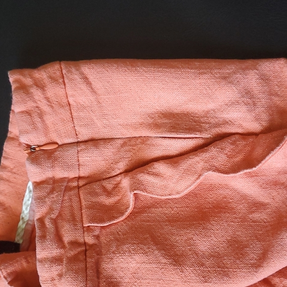 Peach Scallop shorts - Picture 2 of 9